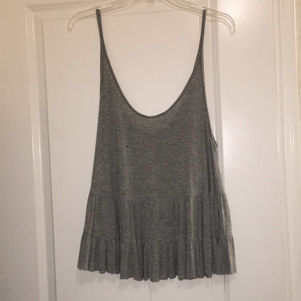 NWOT Super cute ruffle tank!